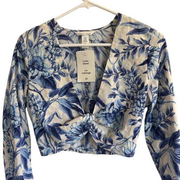 NWT H&M Linen-Blend Crop Blouse in Blue Floral, Size XS - Picture 3 of 7
